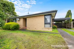 38 Coolabah Drive, Churchill