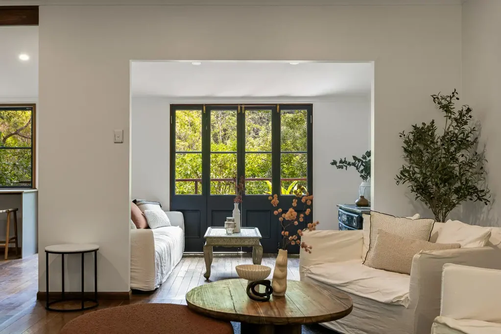 Upper Main Arm 3chambre Character-Filled Hinterland Home Among the Gum Trees