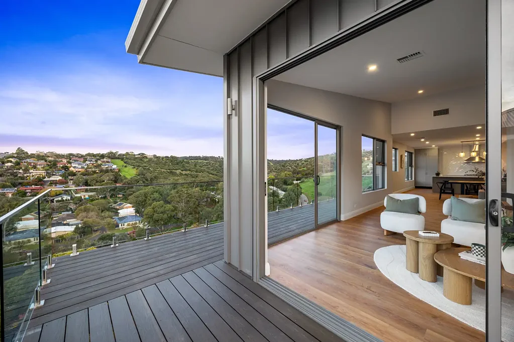 Darlington 5ห้องนอน Palatial Sanctuary with Panoramic City-to-Coast Views