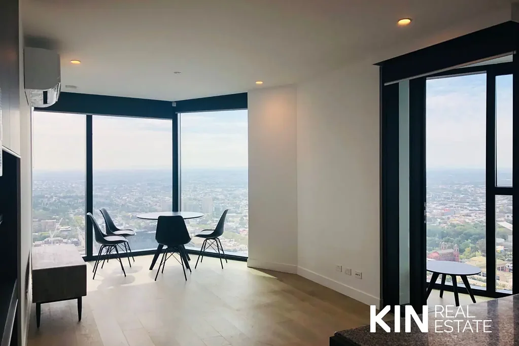 Fully Furnished 2 BEDROOMS 2 BATHS APARTMENT IN SWANSTON CENTRAL WITH GREAT VIEWS