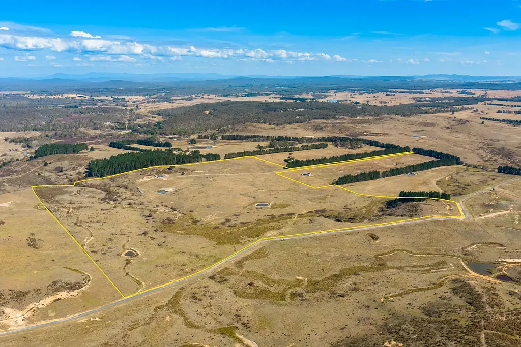 Goulburn 100 Acres with Building Entitlement!