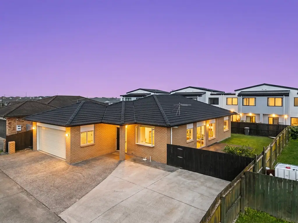 Takanini 4Zimmer ON THE MARKET AFTER 22 YEARS!