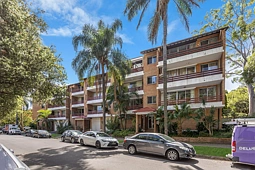 1/12-14 Hayburn Avenue, Rockdale