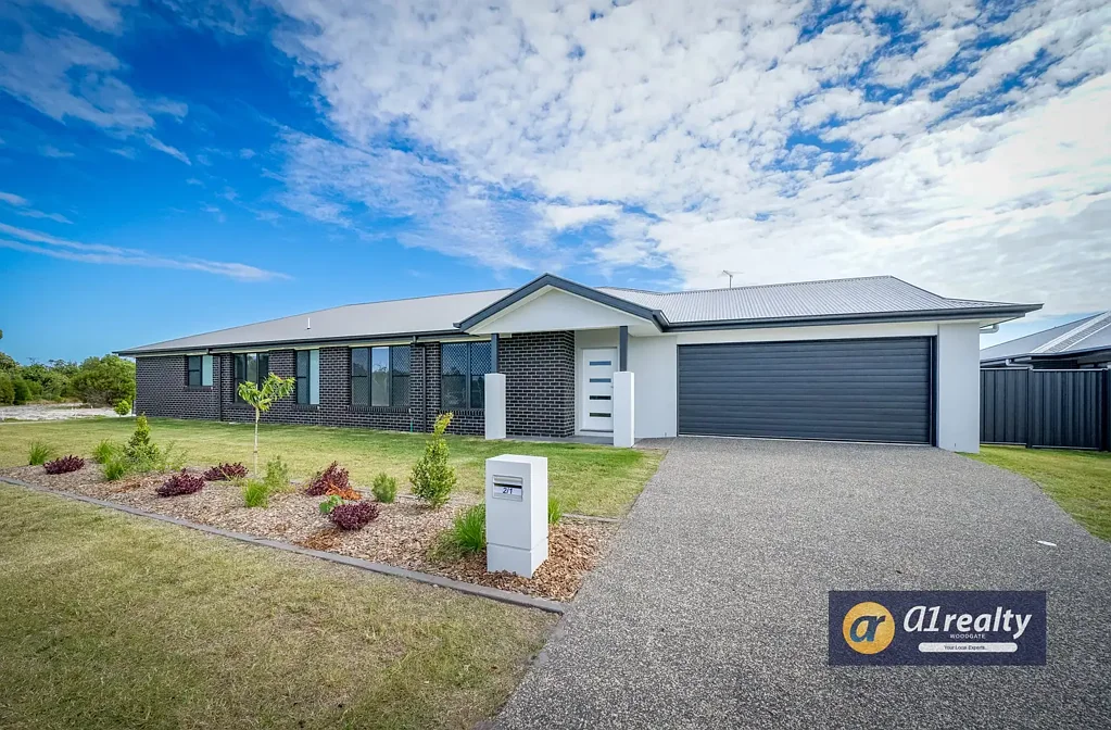 2/1 Gull St, Woodgate, QLD 4660