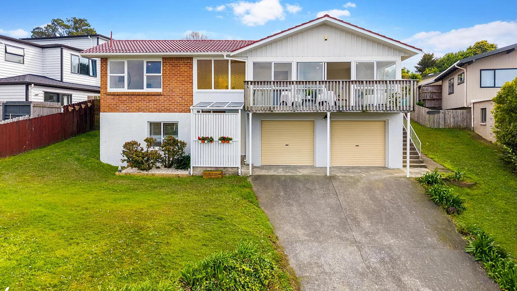 Torbay 4Kwarto Renovated family living, views and potential