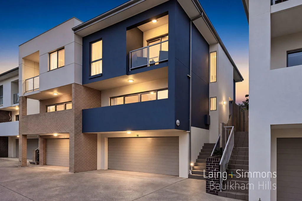 Baulkham Hills 3ਬੈੱਡਰੂਮ North-Face Rearing, Modern Townhouse with Multiple Living Areas - Generous 298sqm Lot