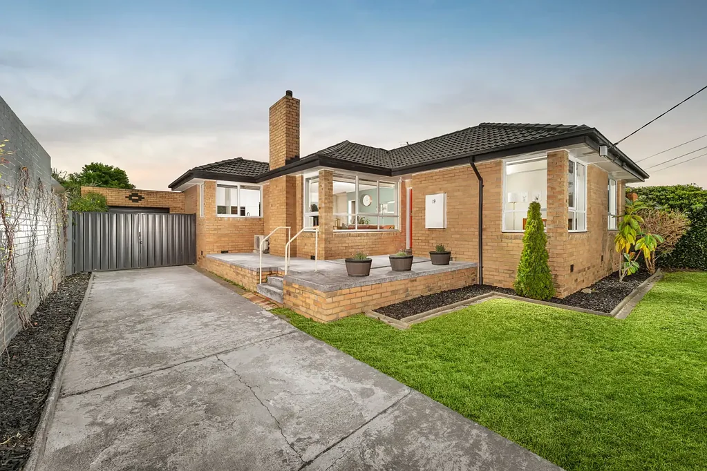 Clayton South 3ਬੈੱਡਰੂਮ Fully Renovated Family Living in a Prime Court Location