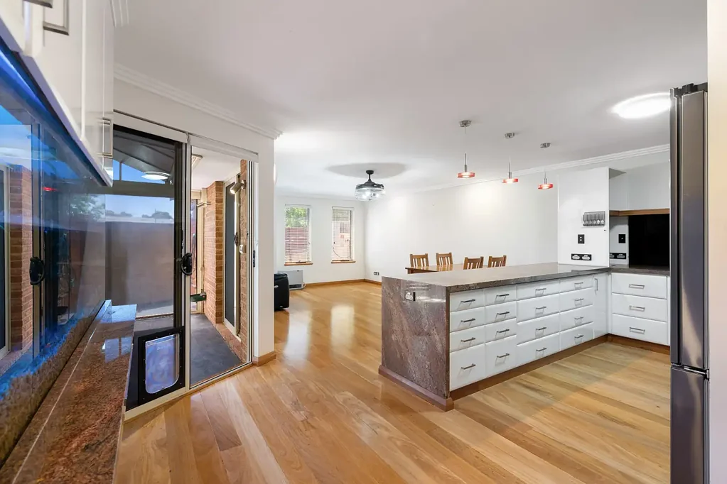 8/2 Station Road, Margaret River, WA 6285
