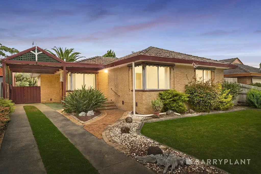 51 Kingswood Drive, Dingley Village, VIC 3172