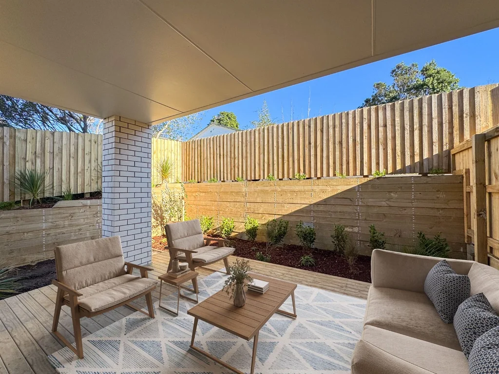 Three bedrooms in Mt Roskill!