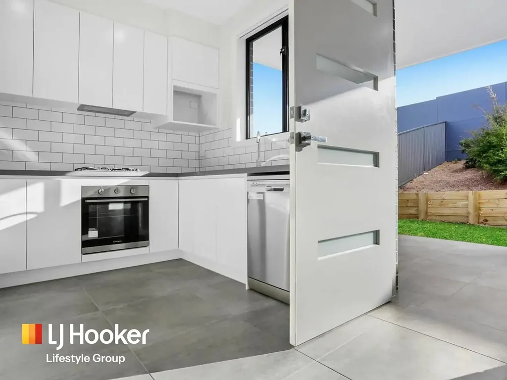 Modern & Stylish 2-Bedroom Granny Flat in Oran Park
