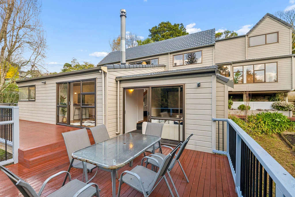 34 Castleton Drive, Mellons Bay, Manukau City, Auckland
