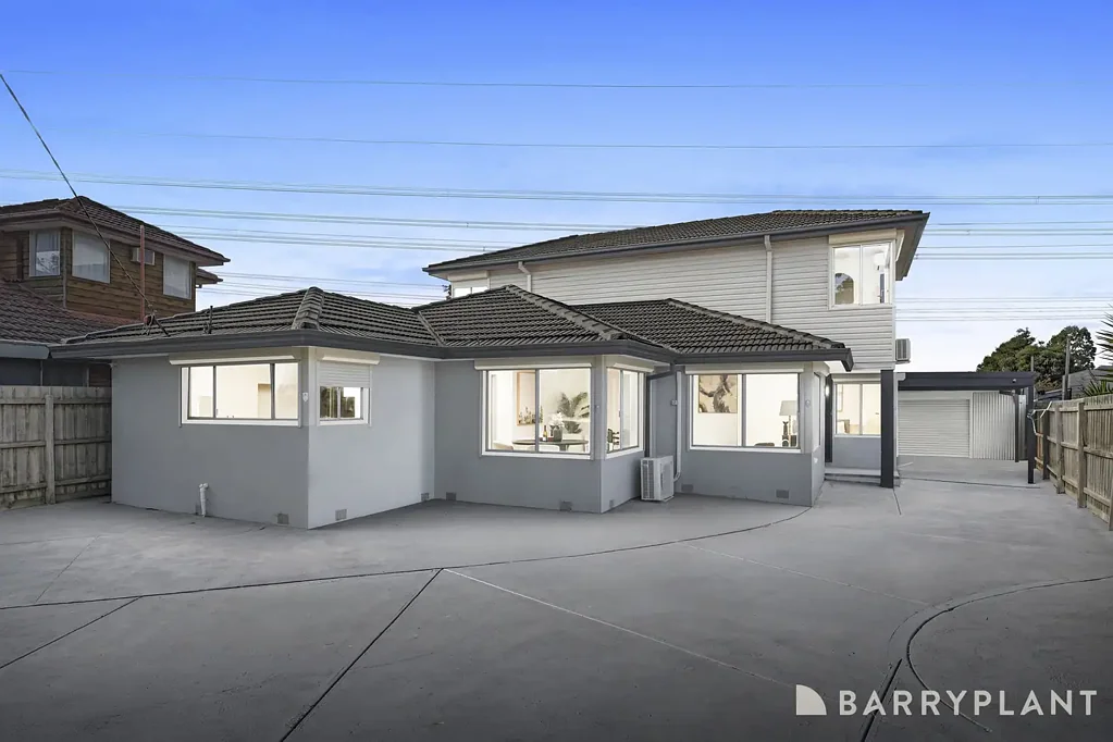 South Morang 6Kwarto Rare 6 Bedroom Family Opportunity in a Prime South Morang Pocket
