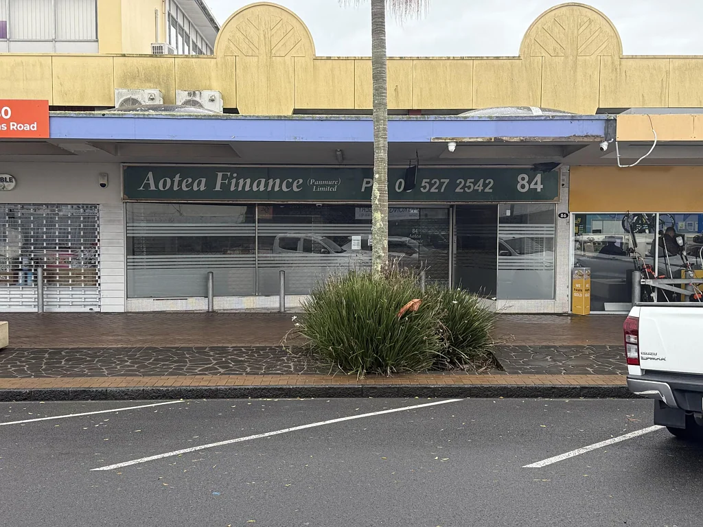 Panmure Affordable retail opportunity - prime Queens Road