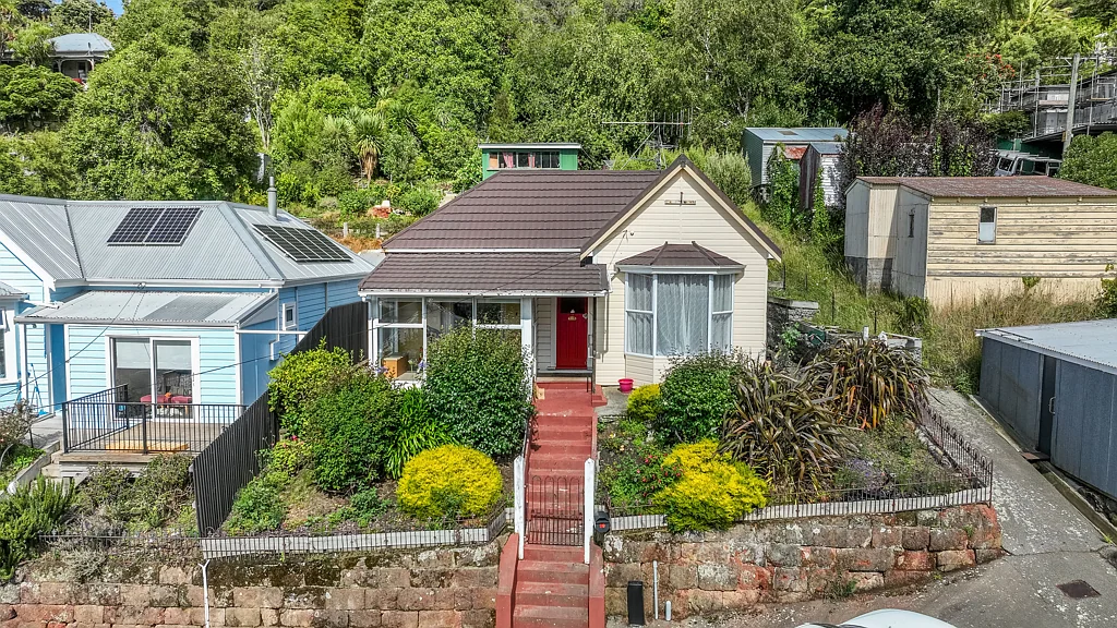 29 Voelas Road, Lyttelton, Canterbury