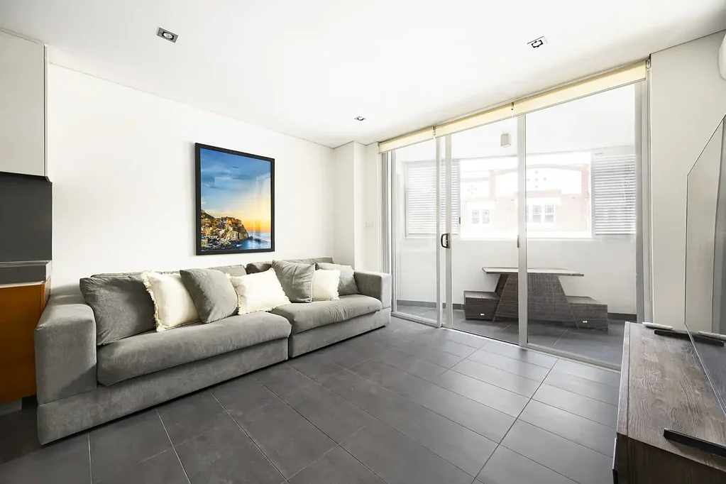 Randwick 1ਬੈੱਡਰੂਮ Oversized Designer Apartment with Separate Study/Nursery, Parking & Two Terraces
