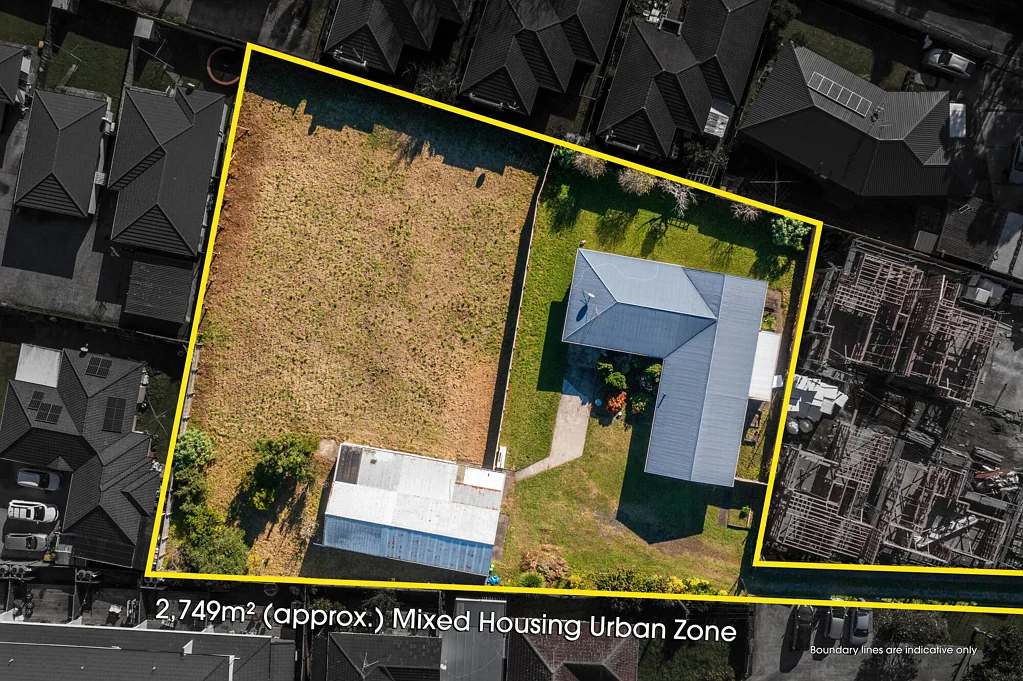 Mangere East 4Habitaciones Big Land with Home & Storage Building