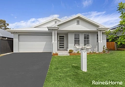 8 Catalina Place, Badagarang