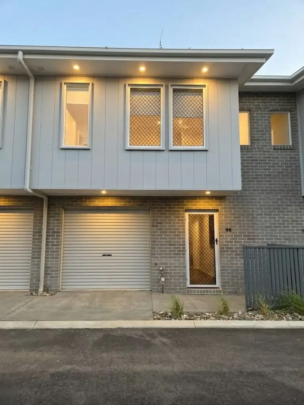***BRAND NEW*** 3 BEDROOM TOWNHOUSE AVAILABLE NOW