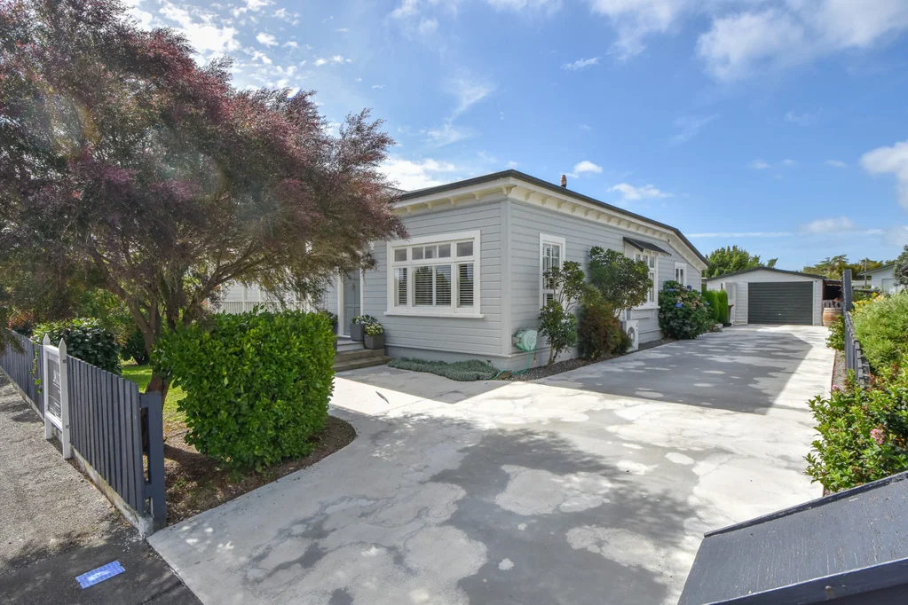 Carterton 3房  Updated & Ready to Enjoy