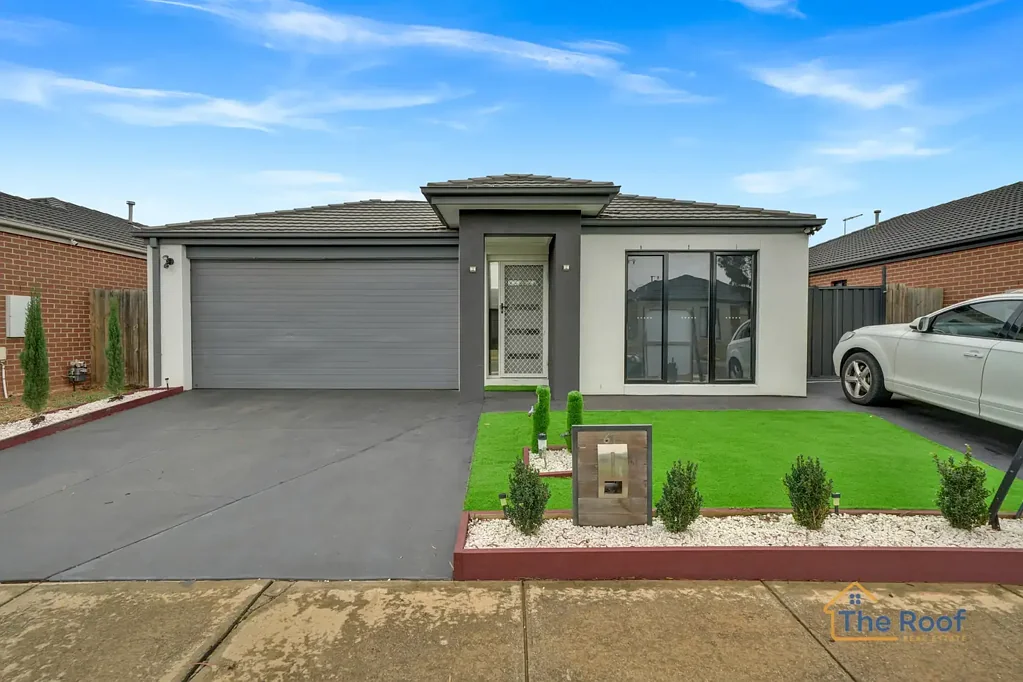 Great Location in Weir Views close by all the amentias.