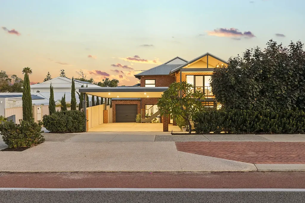Watermans Bay 5ห้องนอน SOPHISTICATED COASTAL LIVING