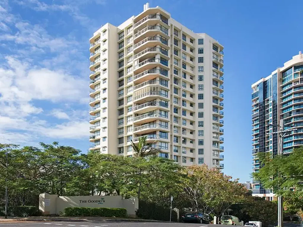 2 BEDROOMS UNFURNISHED APARTMENT with fabulous views