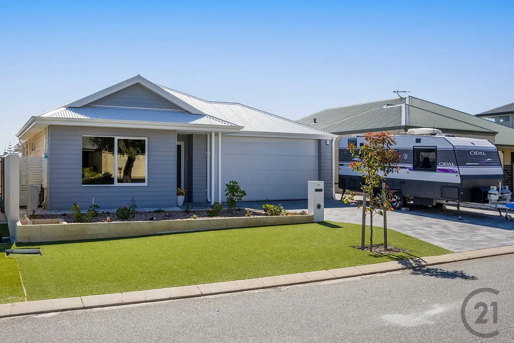 61 Buckingham Drive, Wannanup, WA 6210