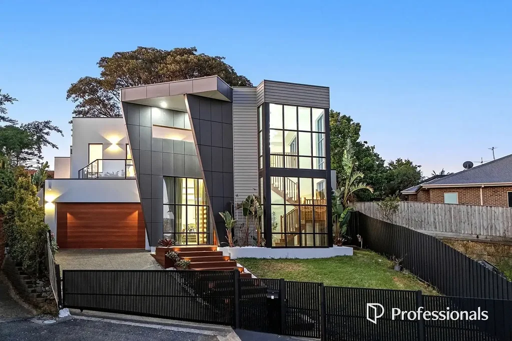 Narre Warren 6બેડરૂમ Architectural Grandeur & Uncompromised Family Luxury
