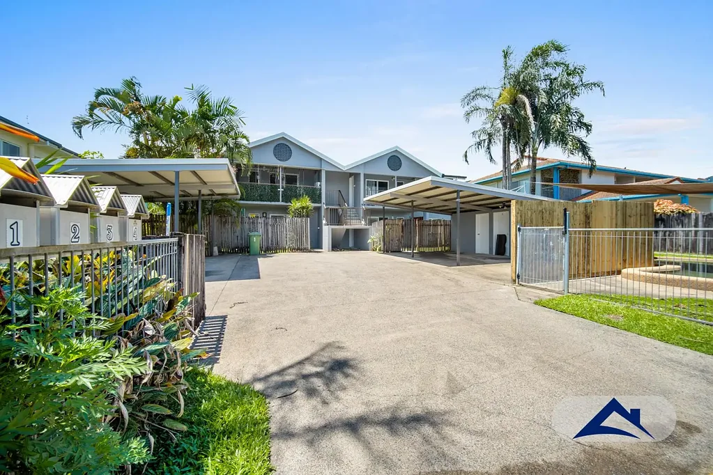 2/27 Mintaro Crescent, Woree, QLD 4868