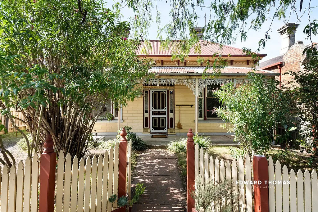 24 Brixton Street, Flemington, VIC 3031