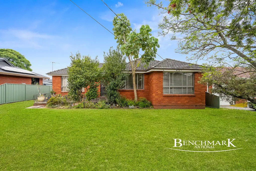 8 Flanagan Avenue, Moorebank, NSW 2170