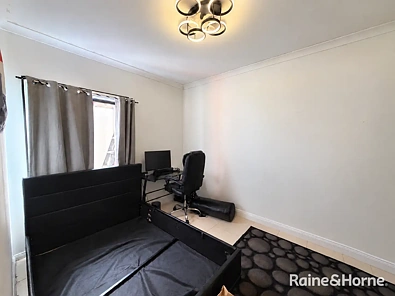 बेडरूम - 8b Kingdom Court, Roxburgh Park, VIC 3064