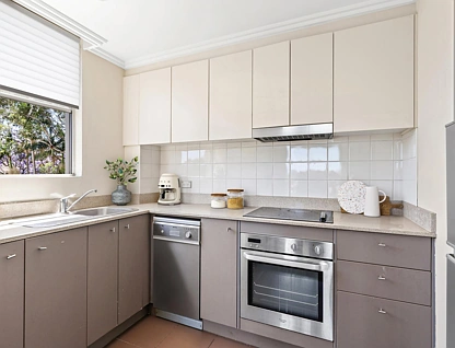 302/144-152 Mallett Street, Camperdown, Inner West, 1 ห้องนอน, 1 ห้องน้ำ, Apartment