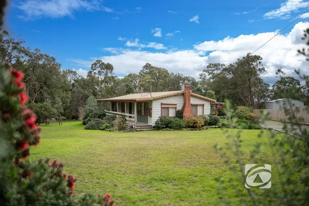 13 Flett Street, Bunyip, VIC 3815, 3 Bedrooms, 1 Bathrooms, House