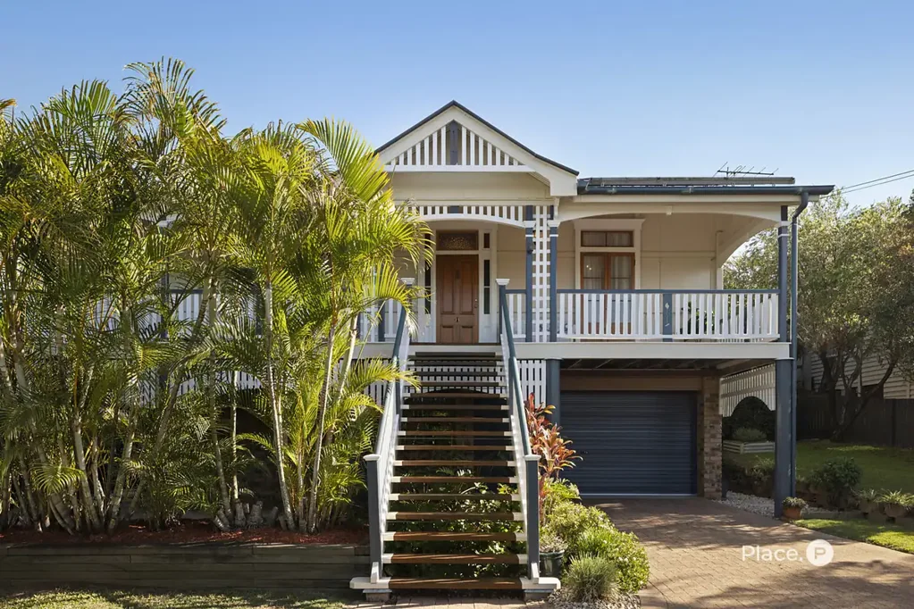 277 Chatsworth Road, Coorparoo, QLD 4151