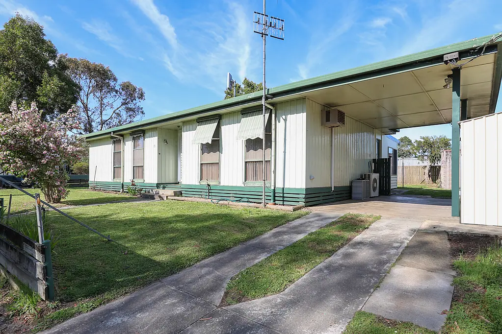 15 Williams Road, Simpson, VIC 3266