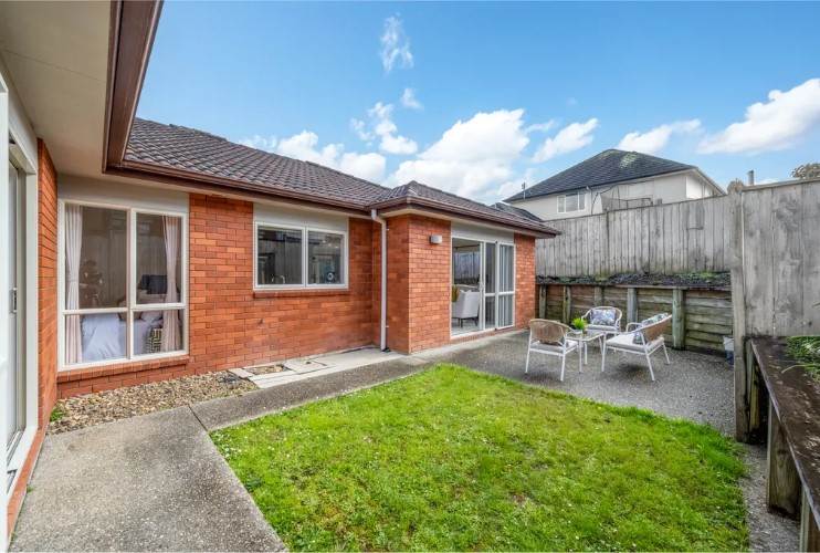 15 Kouras Place, Flat Bush, photo 13