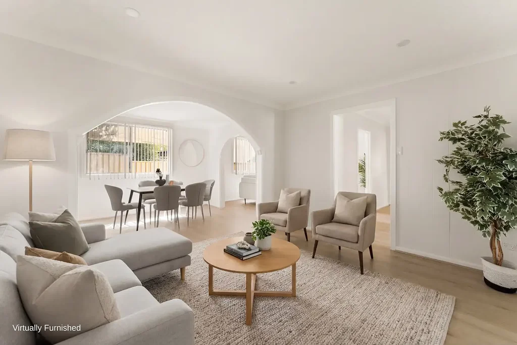 Mortdale 4房 Mortdale 优越地段，676 平方米超大地块，潜力无限 Endless Potential on a Huge 676sqm Block in a Premium Mortdale Location