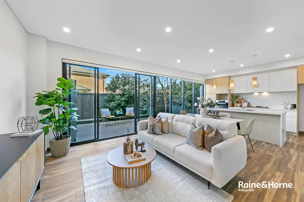 Kellyville 3બેડરૂમ Freshly Refreshed Family Living with Style, Space & Convenience