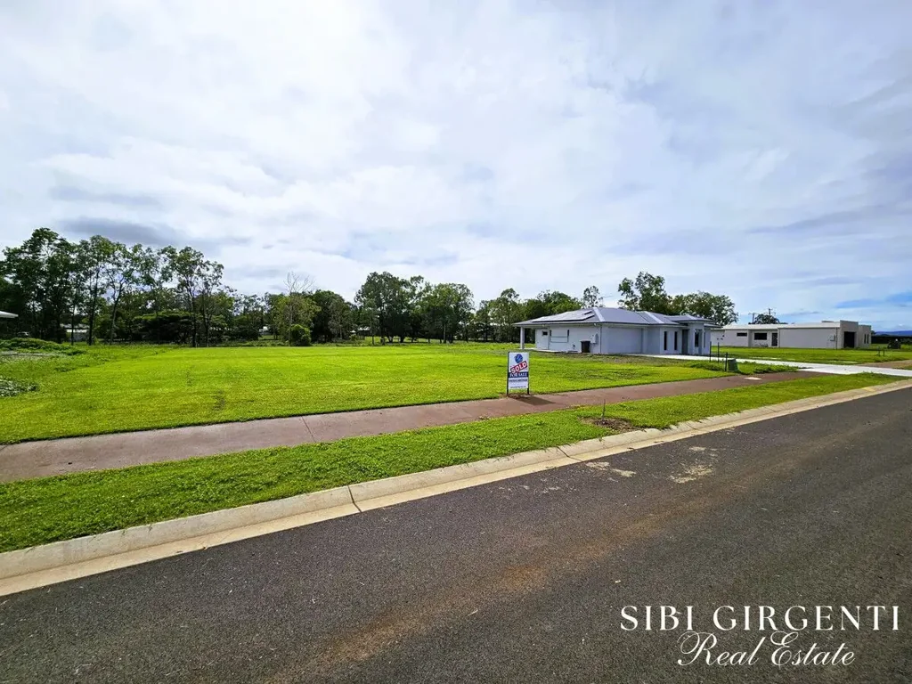Mareeba Country feel With the convenience of being close to town!