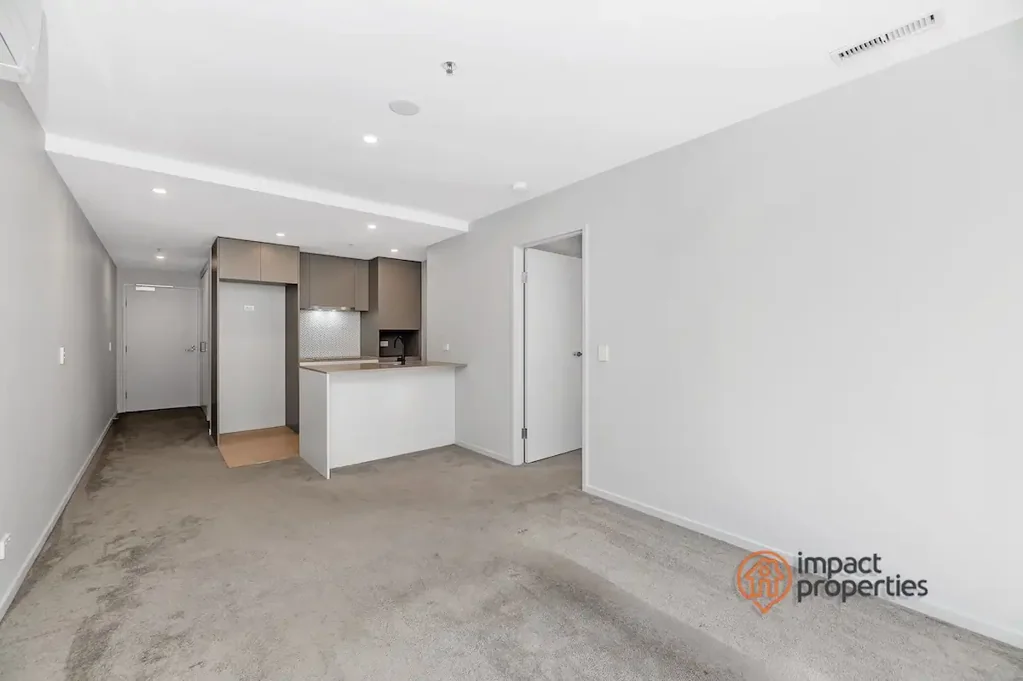 Greenway 1房  Modern Large Apartment in the Town Centre !