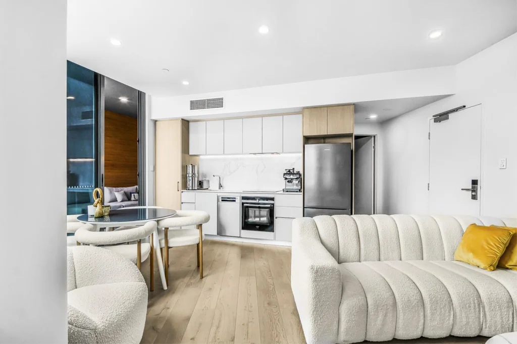 South Perth 1房  LOCATION, LIFESTYLE AND  LUXURY!
