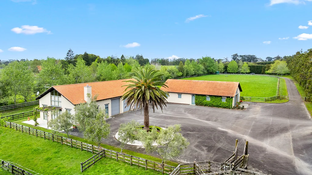 Kumeu 9 hectare subdividable equestrian excellence