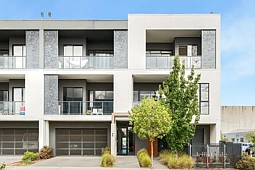 3/2 Bellevue Road, Cheltenham