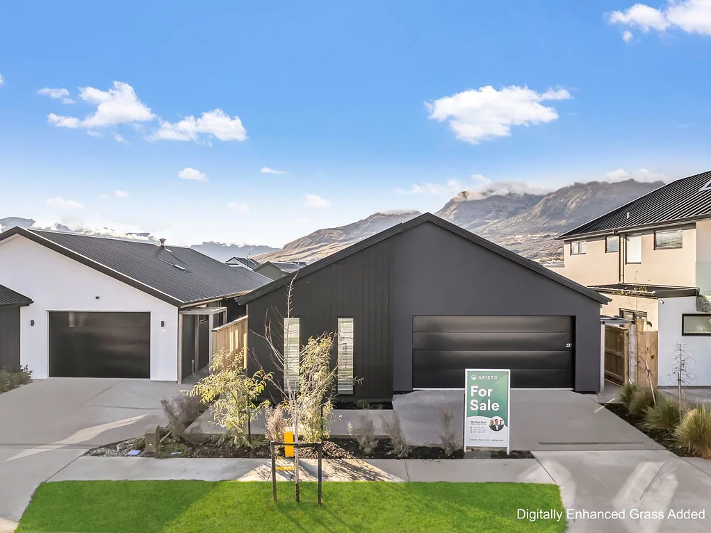 Jacks Point 5房  Two Homes. One Incredible Opportunity