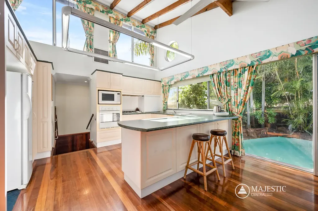 Ardross 3 Bedroom ARDROSS'S FINEST STREET