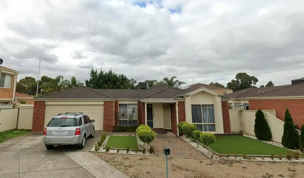 8 Glama Court, Roxburgh Park, VIC 3064