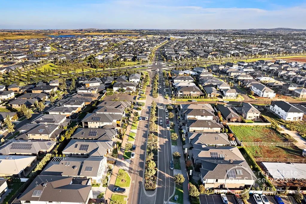 Premium Woodlea Living  Space, Style & Comfort