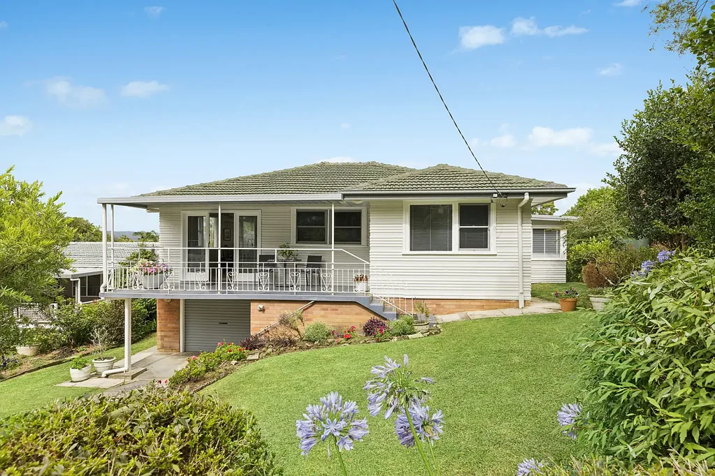 5 Maple Street, Wyoming, NSW 2250